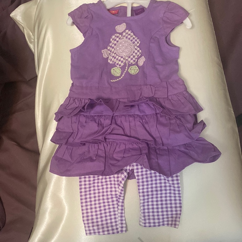 Kids 2 piece set.